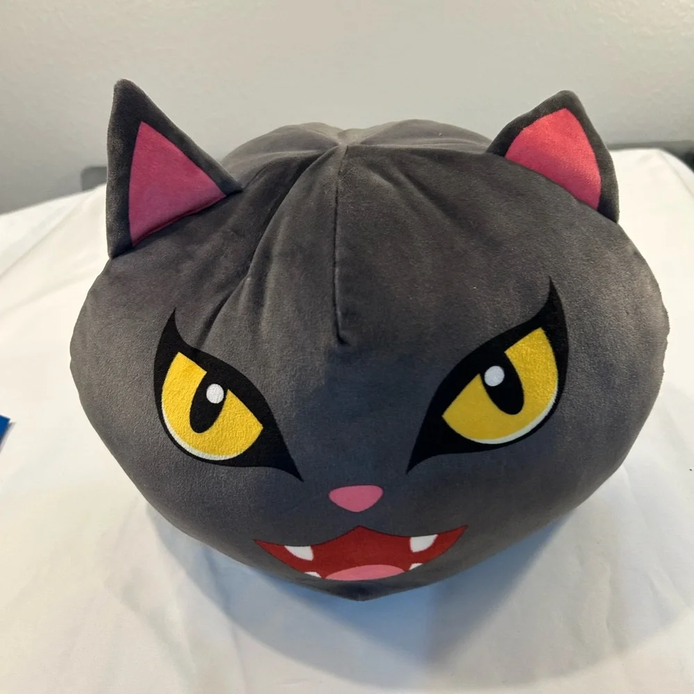 Black Scaredy Cat From North West